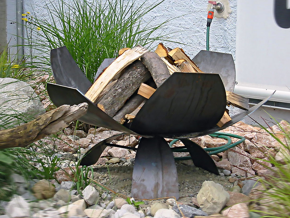 Bild Möbel aus Stahl, Edelstahl, verzinkt, mit Holz, Klaus Aigner, Schlosserei, Stahlbau, Metallbau