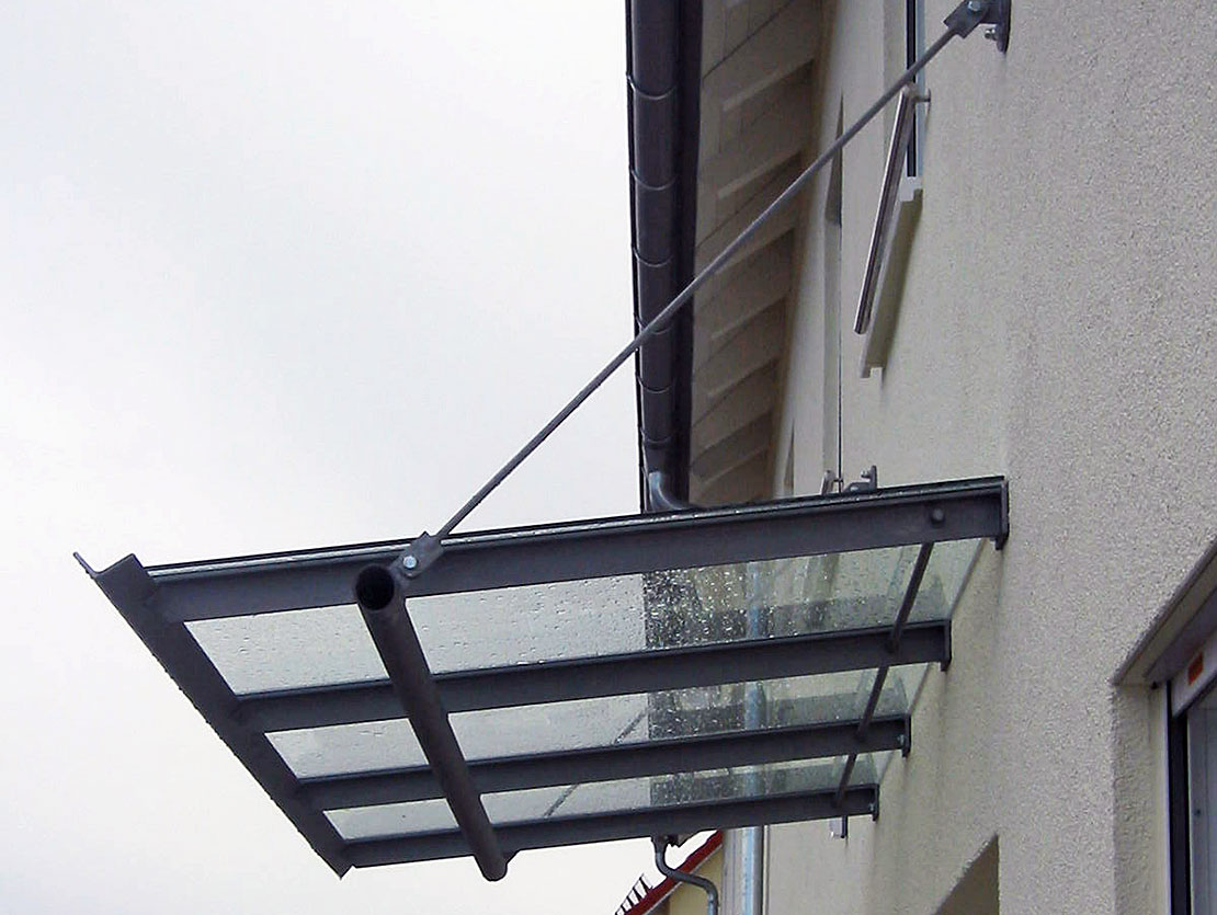 Bild Vordächer, Überdachung, Metall und Edelstahl, Schlosserei, Metallbau Klaus Aigner Siegsdorf